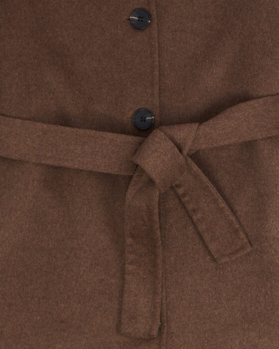 Шерстяное пальто в карамельном оттенке — фото 3