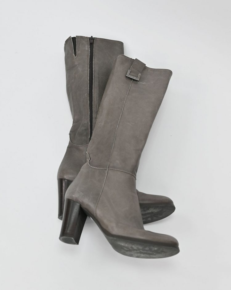 Высокие кожаные сапоги Vera Gomma