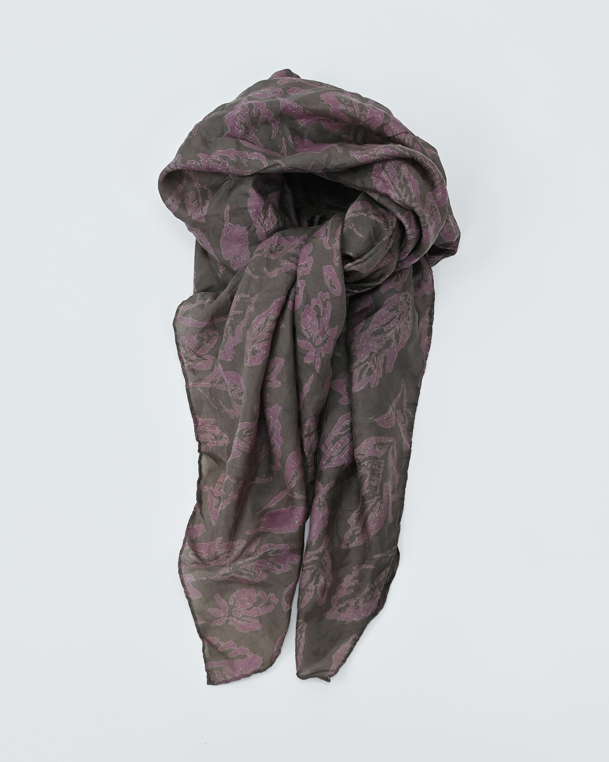 Женский шелковый шарф