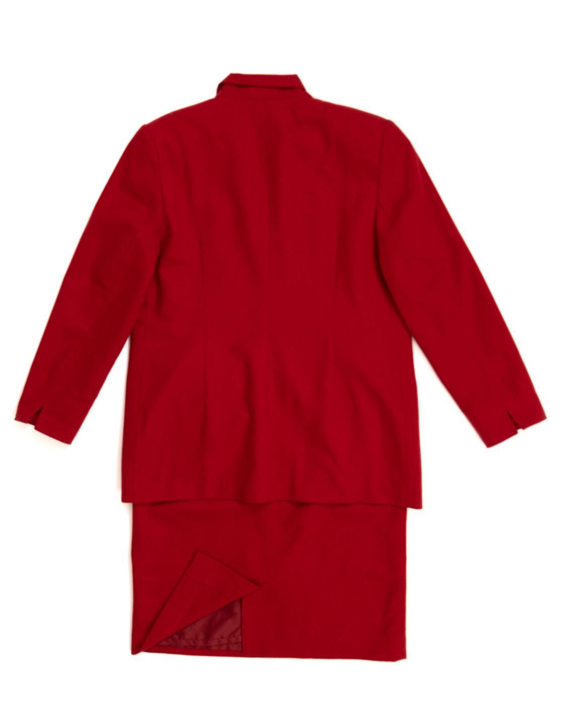 Красный костюм из шерсти — фото 3