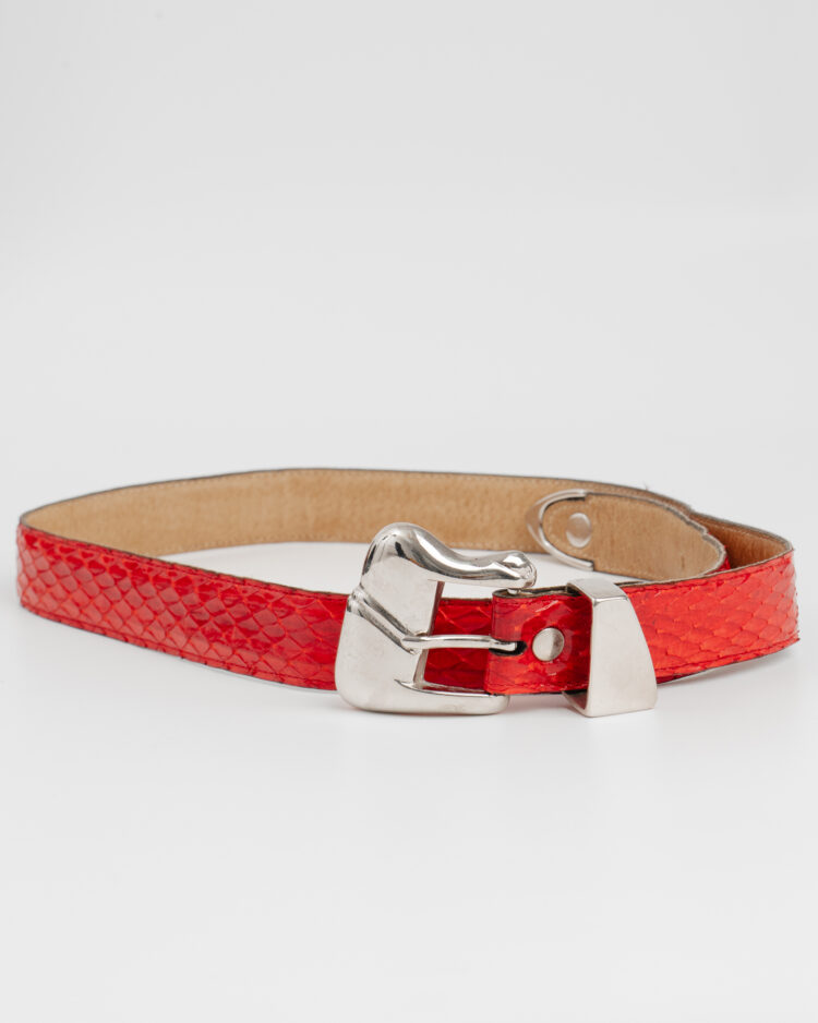 Ремень с фактурой рептилии