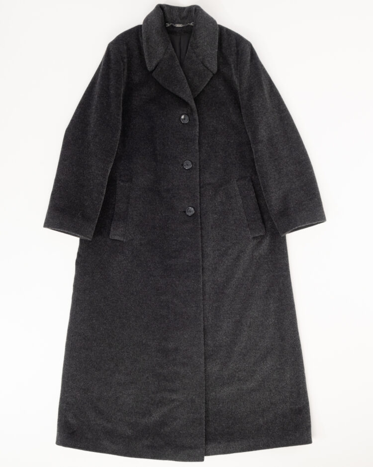 Длинное шерстяное пальто