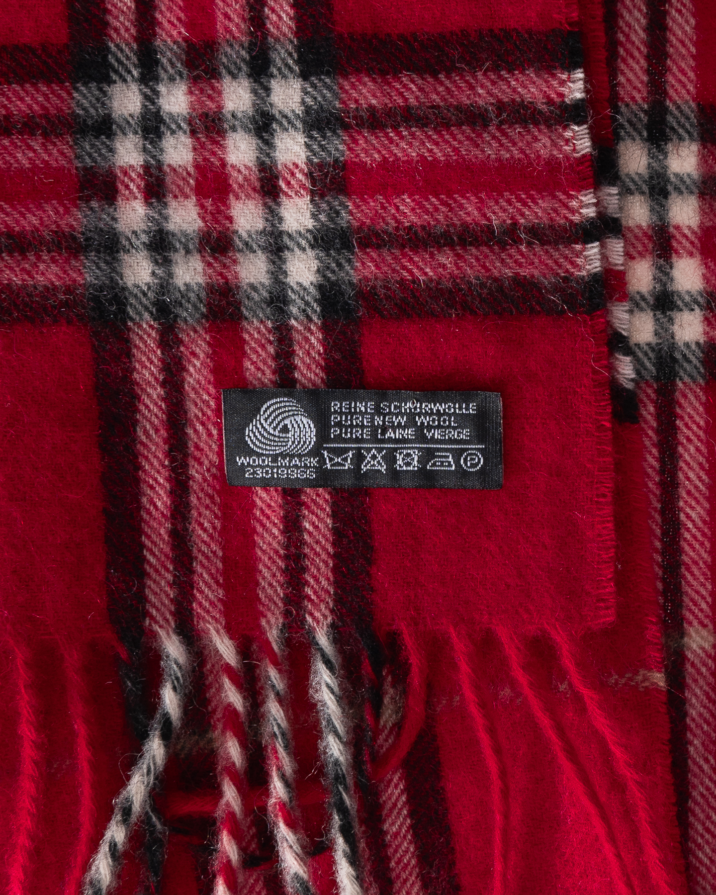 Красный шарф в клетку — фото 3