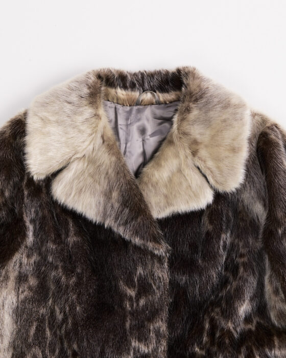 Шуба из нерпы с контрастным воротником — фото 3