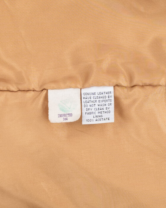 Куртка из кожи с меховой отделкой — фото 4