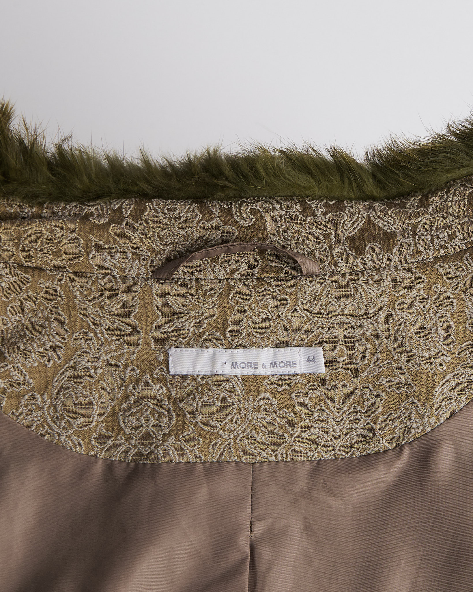 Жакет с фактурной отделкой и мехом More & More — фото 4