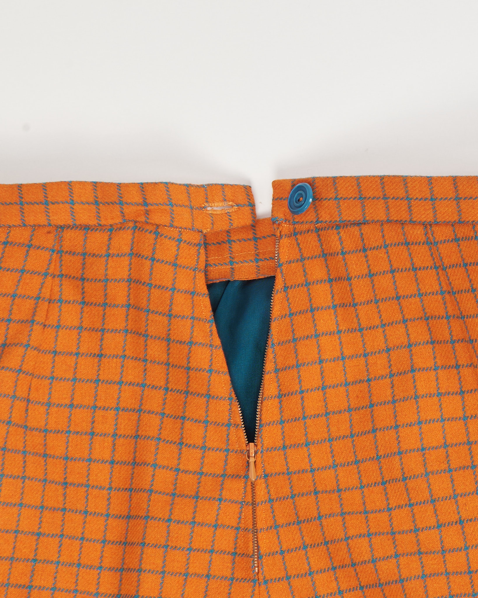 Юбка-шорты в клетку из плотной шерсти — фото 6