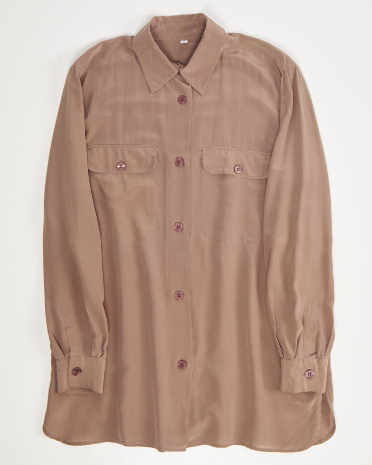 Шелковая рубашка