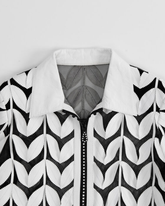 Кожаная блуза с узором — фото 3