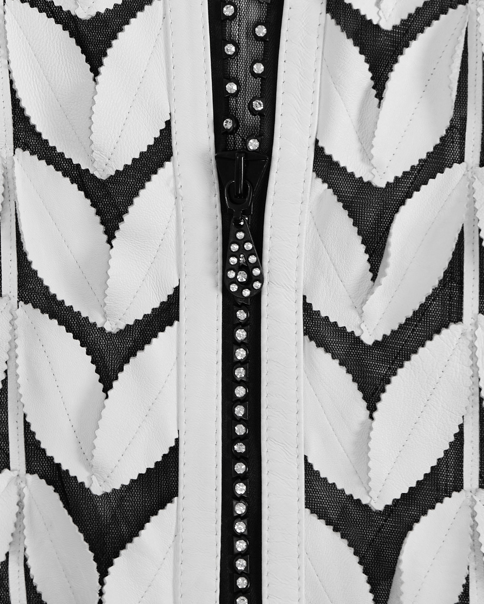 Кожаная блуза с узором — фото 4