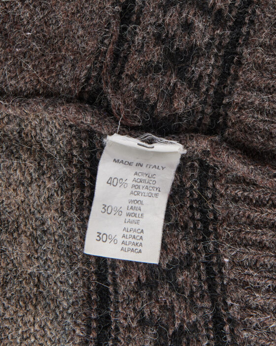 Джемпер с глубоким воротом — фото 5