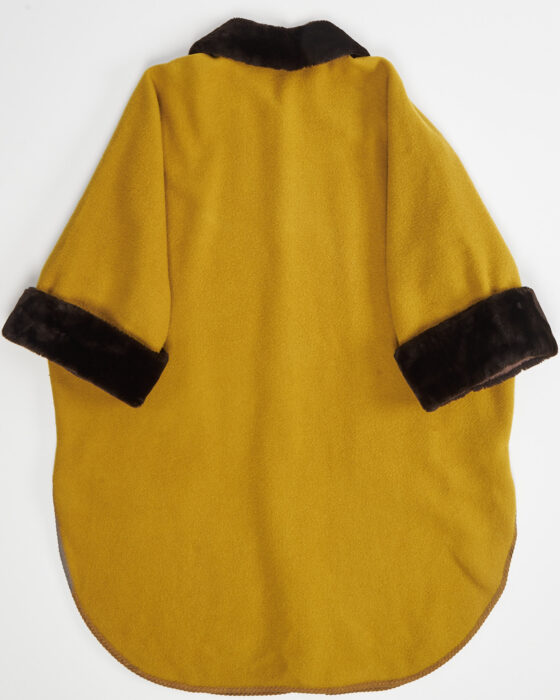 Шерстяное пальто с отделкой из меха — фото 2