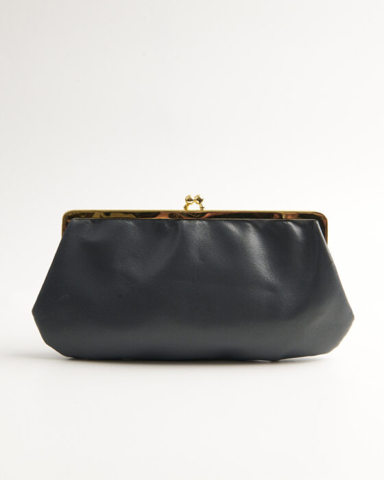 Миниатюрная сумка-клатч из кожи