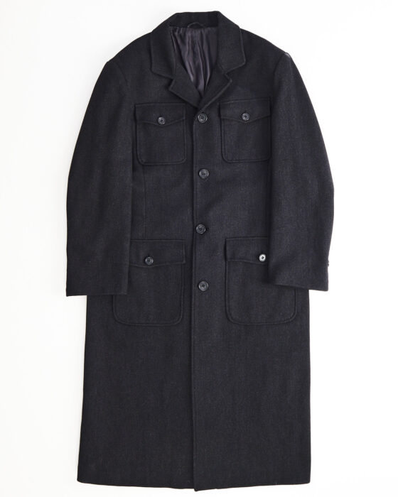 Шерстяное пальто с накладными карманами