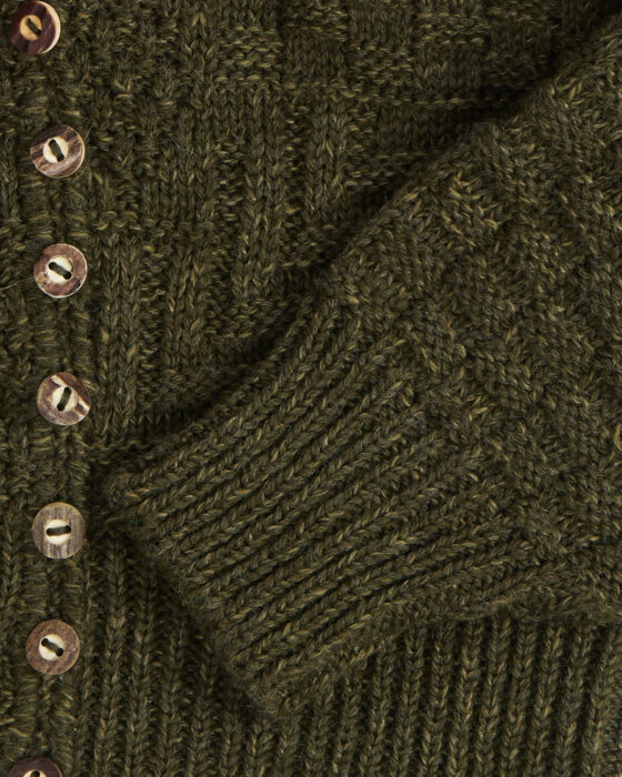 Вязаный кардиган из шерсти — фото 5