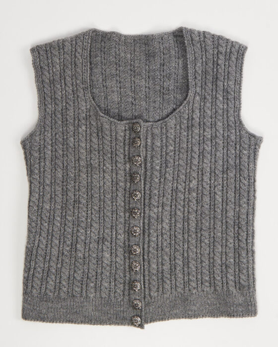 Вязаный жилет из шерсти