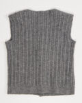 Вязаный жилет из шерсти — фото 3