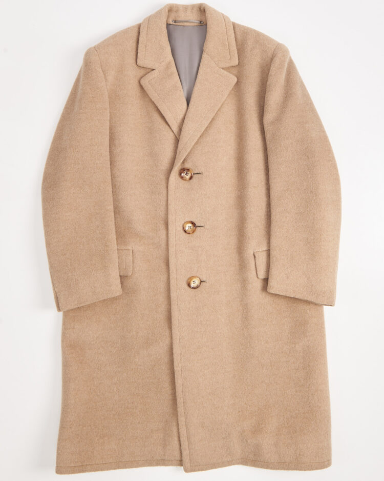 Двубортное пальто из шерсти