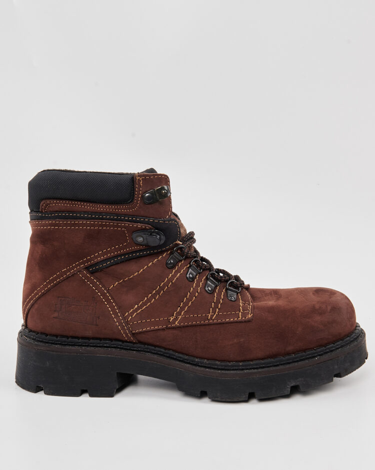 Замшевые трекинговые ботинки