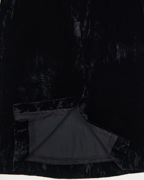 Бархатное платье с объемными плечами Lee Jordan — фото 4