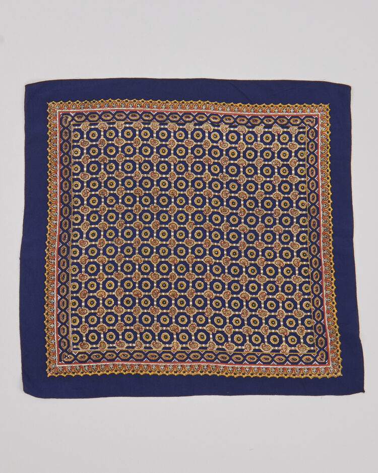 Шелковый платок