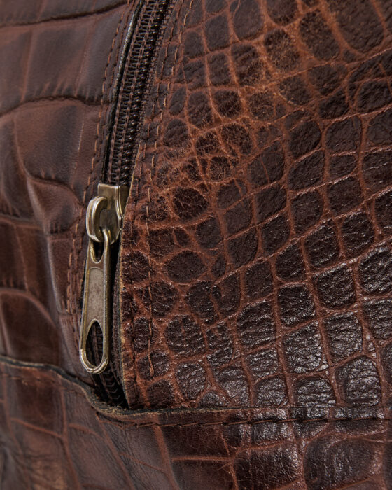 Кожаная сумка с тиснением — фото 4