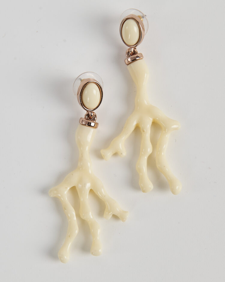 Серьги с коралловыми подвесками