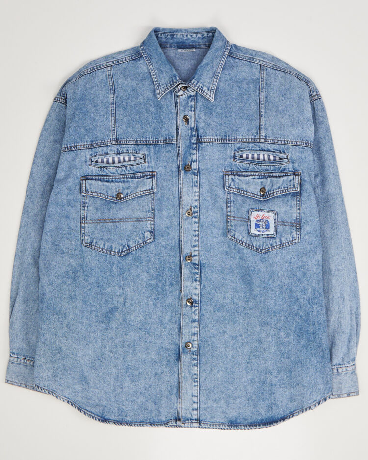 Джинсовая рубашка