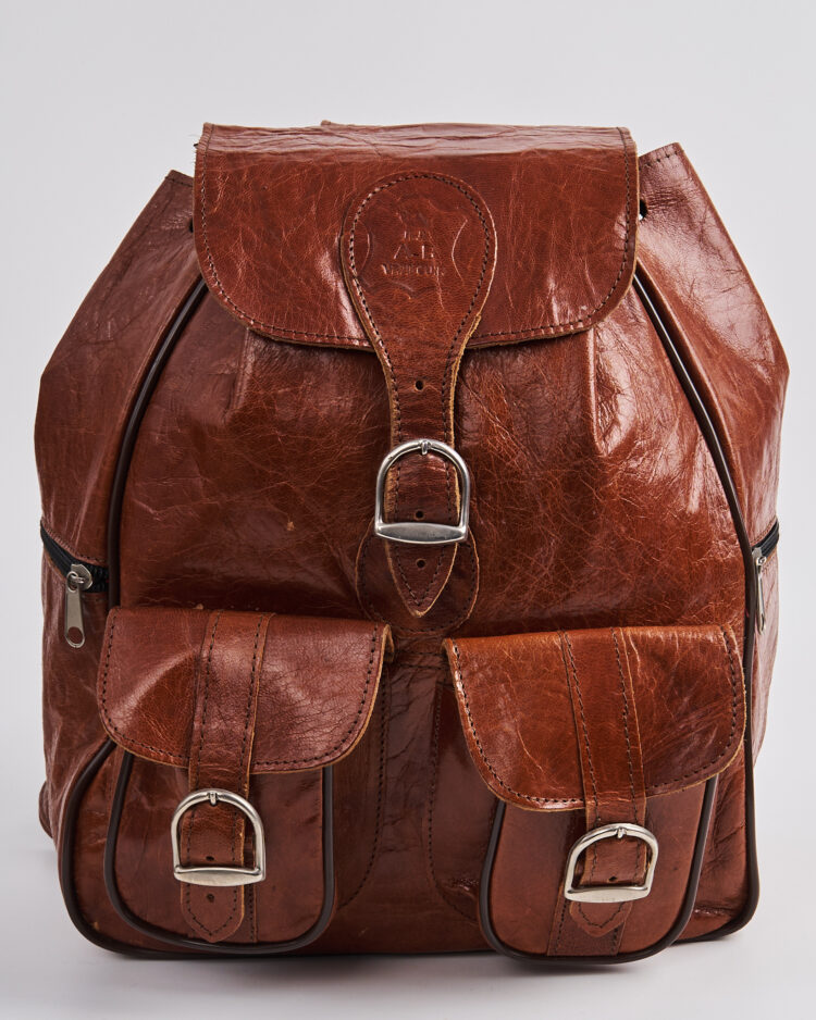 Кожаный рюкзак