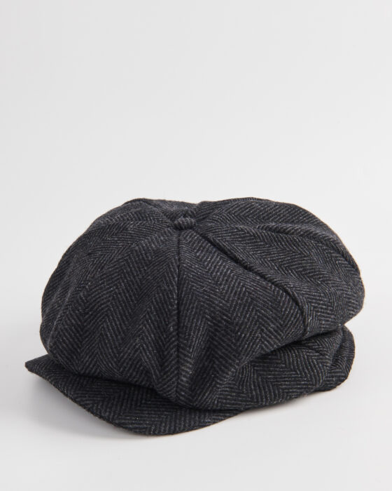Шерстяная кепка-восьмиклинка
