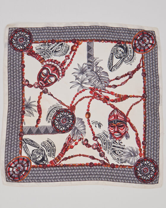 Шелковый экзотический платок