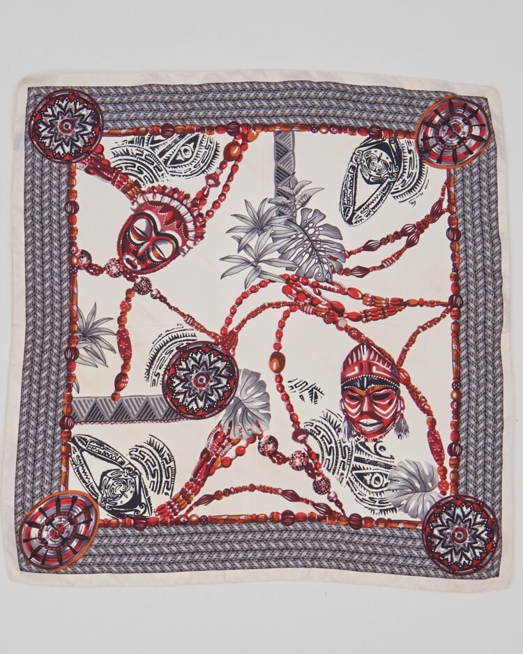 Шелковый экзотический платок