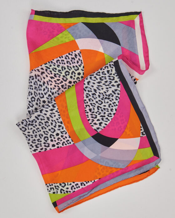 Яркий шелковый платок — фото 2