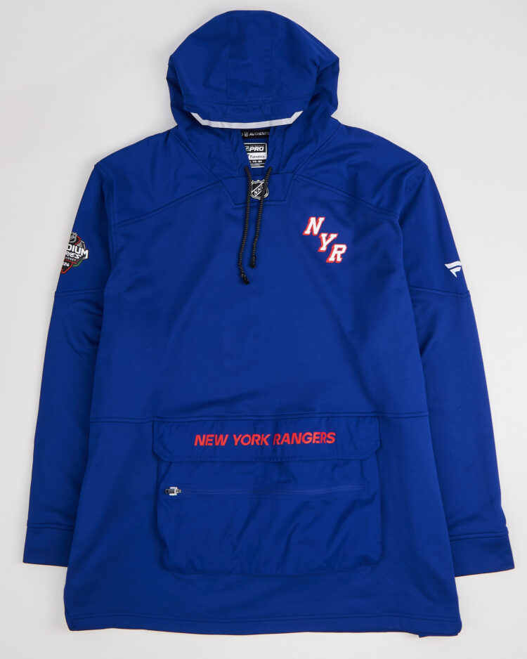 Анорак Authentic Pro