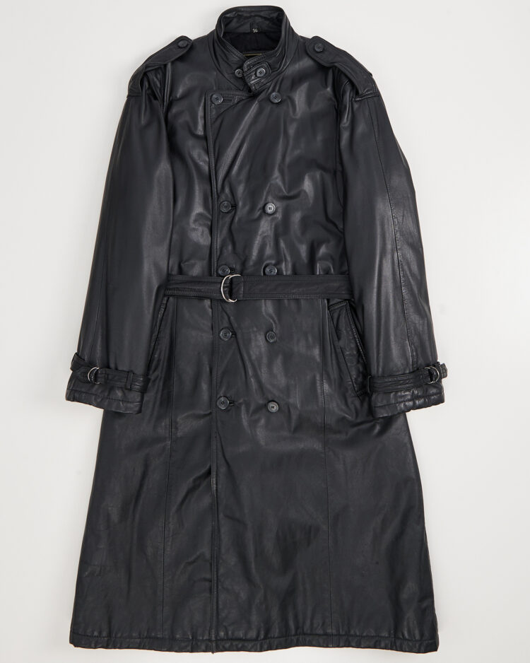 Двубортный кожаный плащ