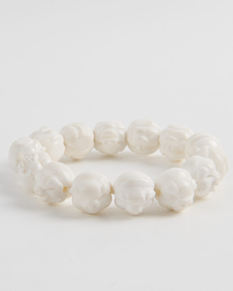 Браслет из бусин