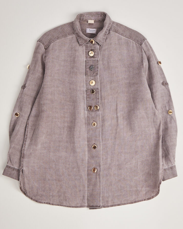 Льняная рубашка