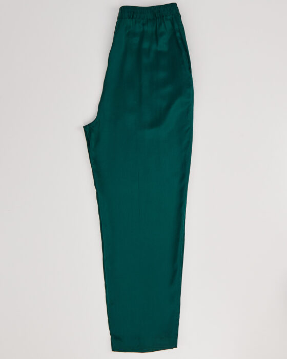 Брюки из шелка изумрудного цвета — фото 4