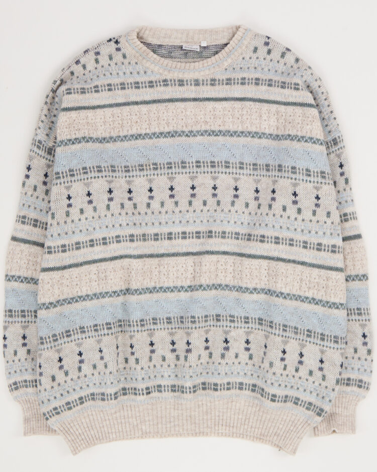 Свитер с орнаментом