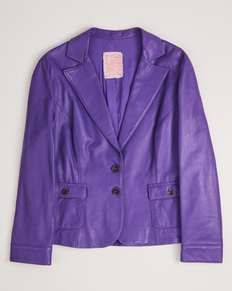 Кожаный жакет