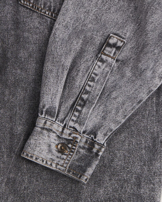 Джинсовая рубашка с эффектом “варки” — фото 4