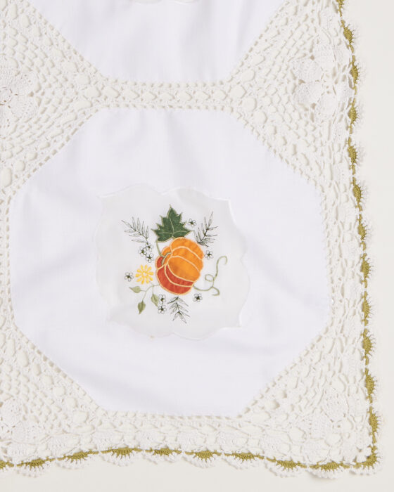 Скатерть с вышивкой тыквы — фото 3