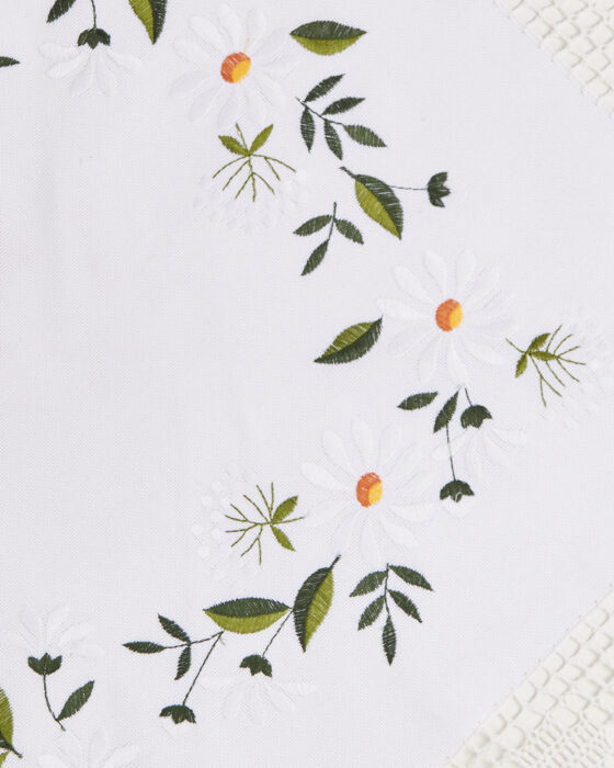 Скатерть с вышивкой ромашек — фото 4