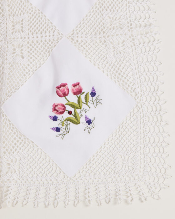 Скатерть с вышивкой тюльпаны — фото 2