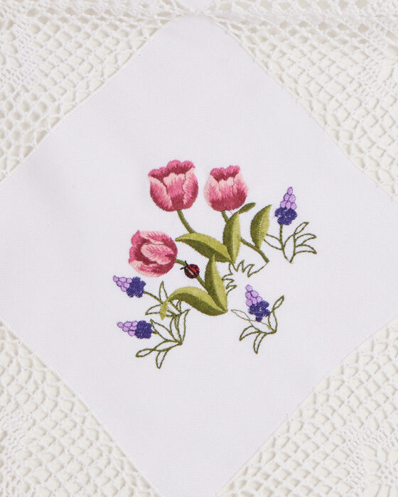 Скатерть с вышивкой тюльпаны — фото 3