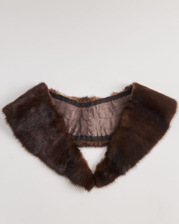 Меховой воротник